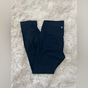 Gently used Lululemon align leggings!